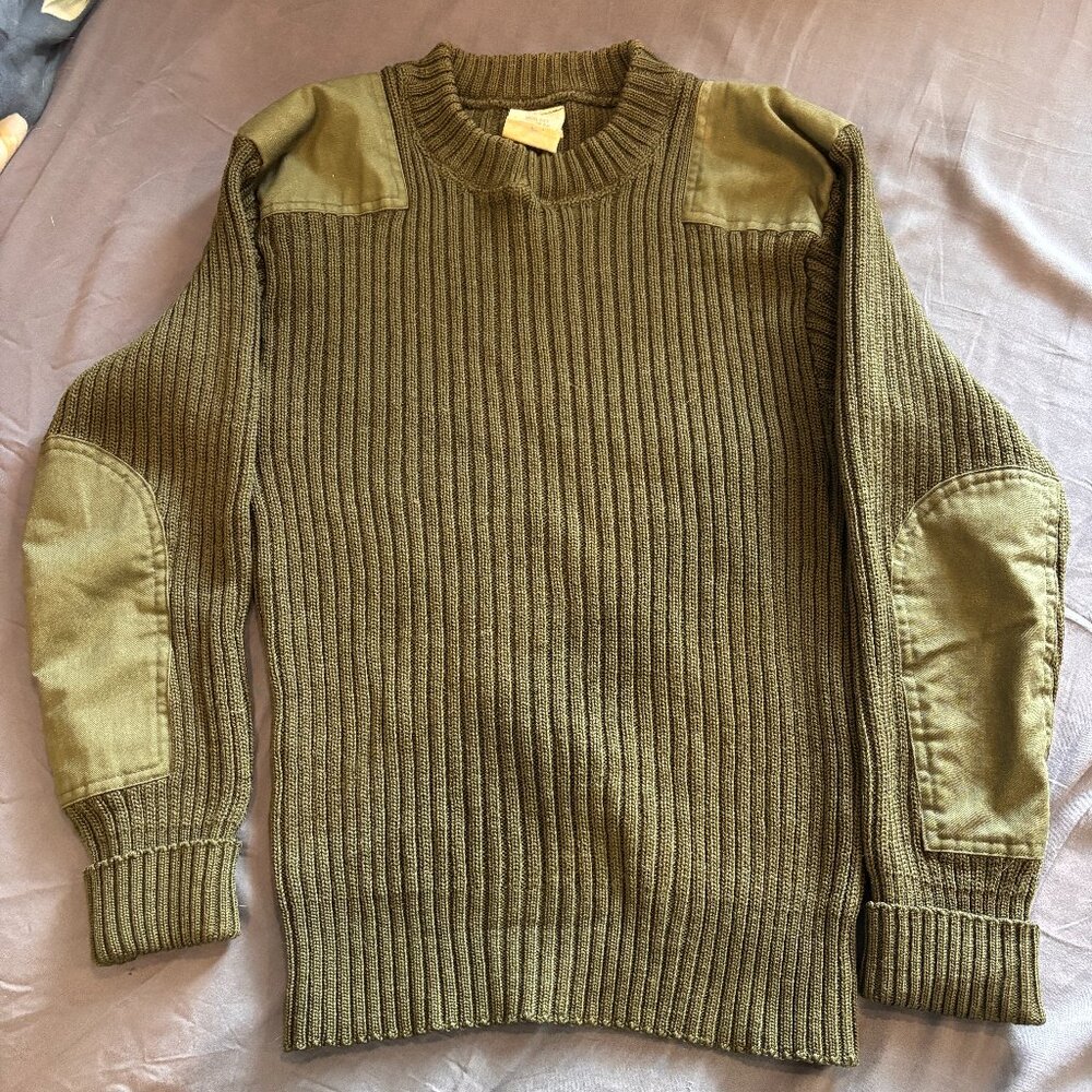 VINTAGE Kellwood military issue US Marine Corps sweater, size S 36, olive green